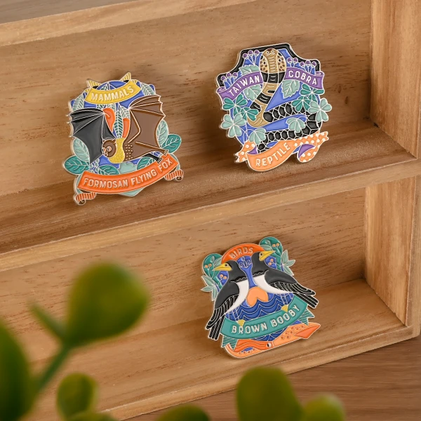 Pin And Badge 105 07